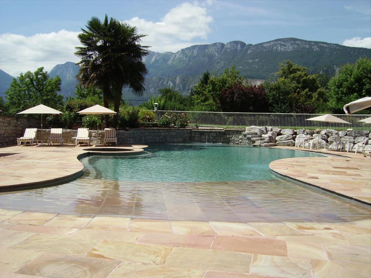 Hotel Les Grillons Talloires Ngoại thất bức ảnh